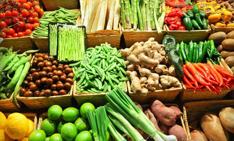 Cover image of Conflicted consumers: anxiety and food decisions Cover image of Conflicted consumers: anxiety and food decisions