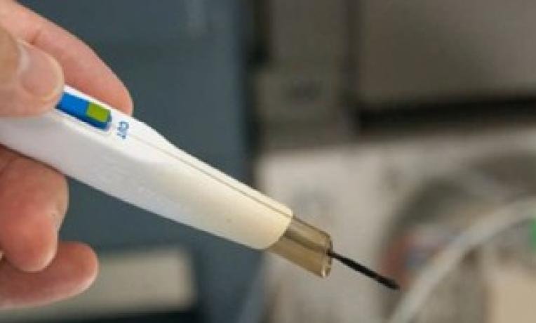 Cover image of A ‘smart’ knife to fight cancer, crime and contamination Cover image of A ‘smart’ knife to fight cancer, crime and contamination