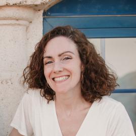 Laura Lobato Laura Lobato