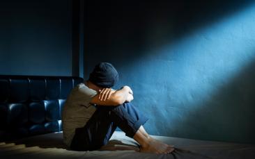 Enhancing knowledge about psychotic experiences in young people