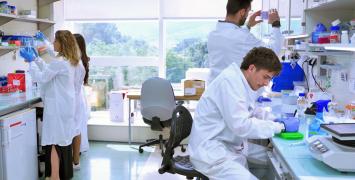cancer research lab